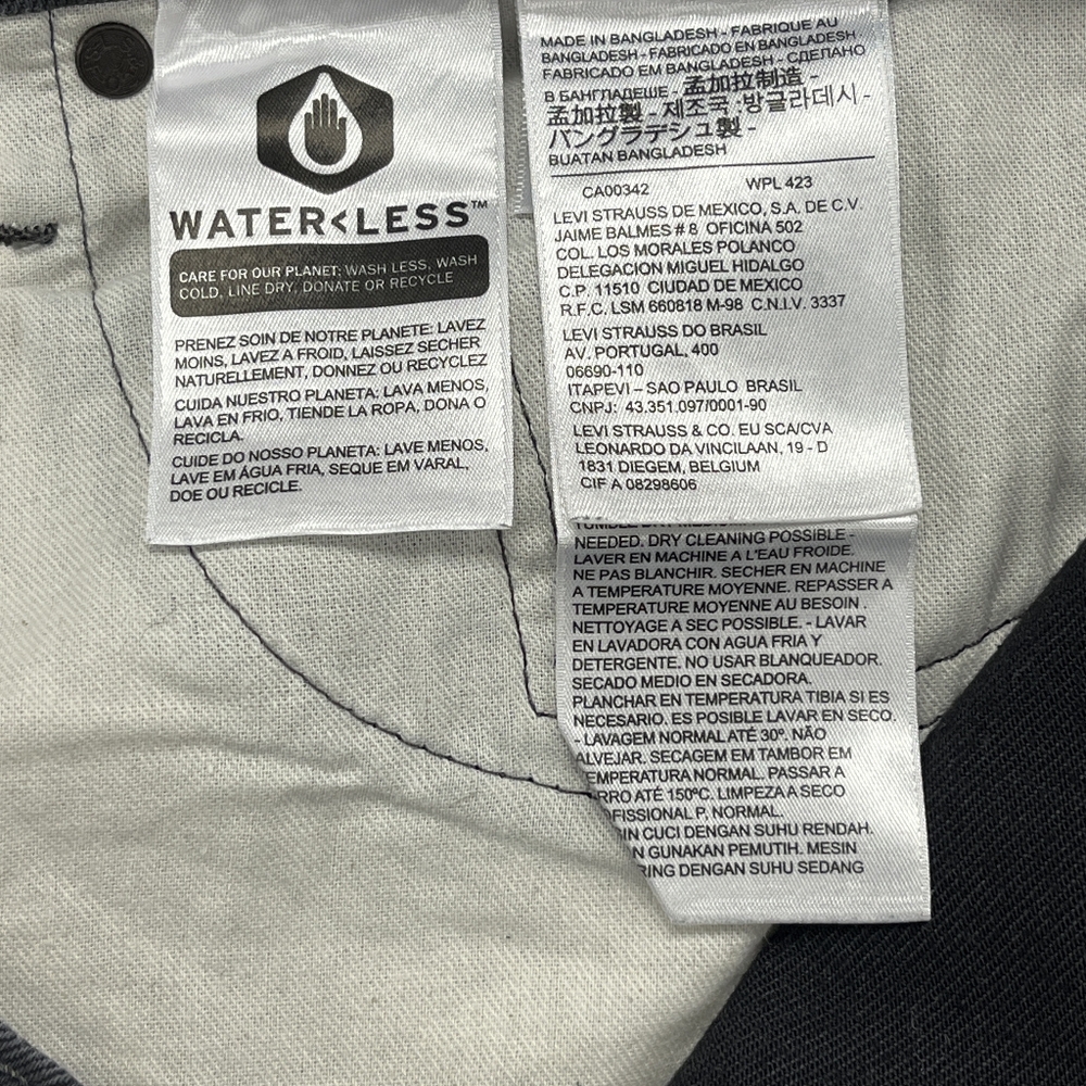 Levi's | 513 • Slim Fit • Straight Leg | Size 36x32 - Picture 14 of 16